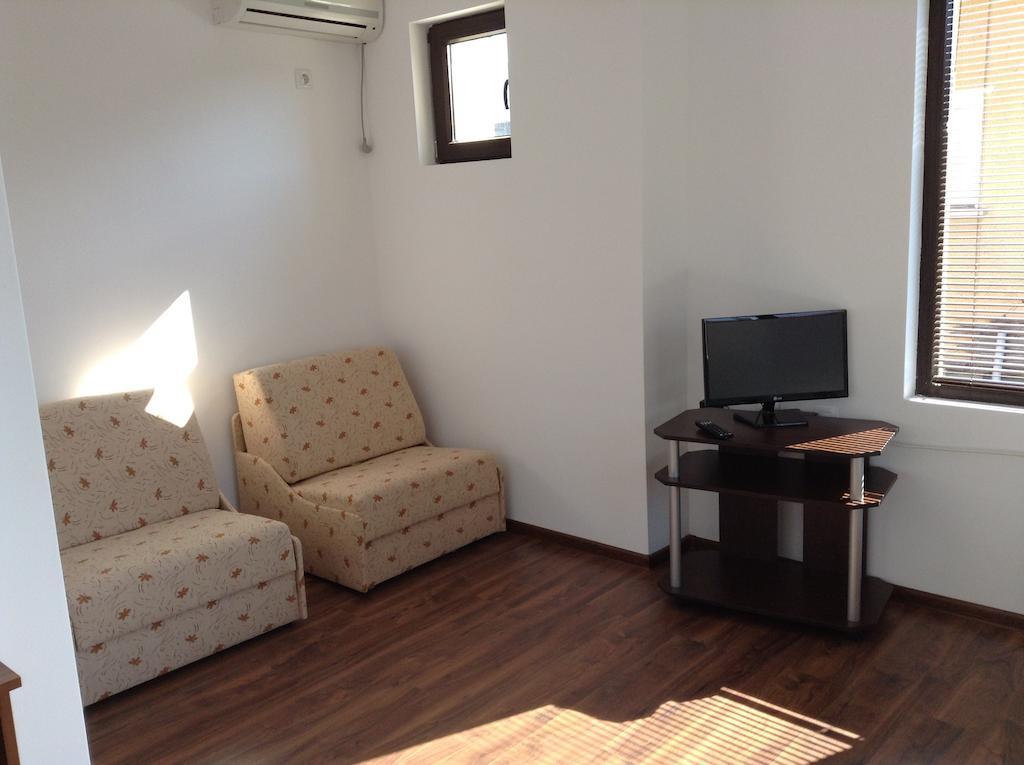 Guest House Luchi Varshets  Habitación foto